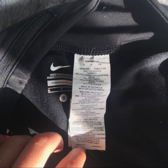 SOLD - Nike Athletic Workout Shorts - Picture 3 of 4